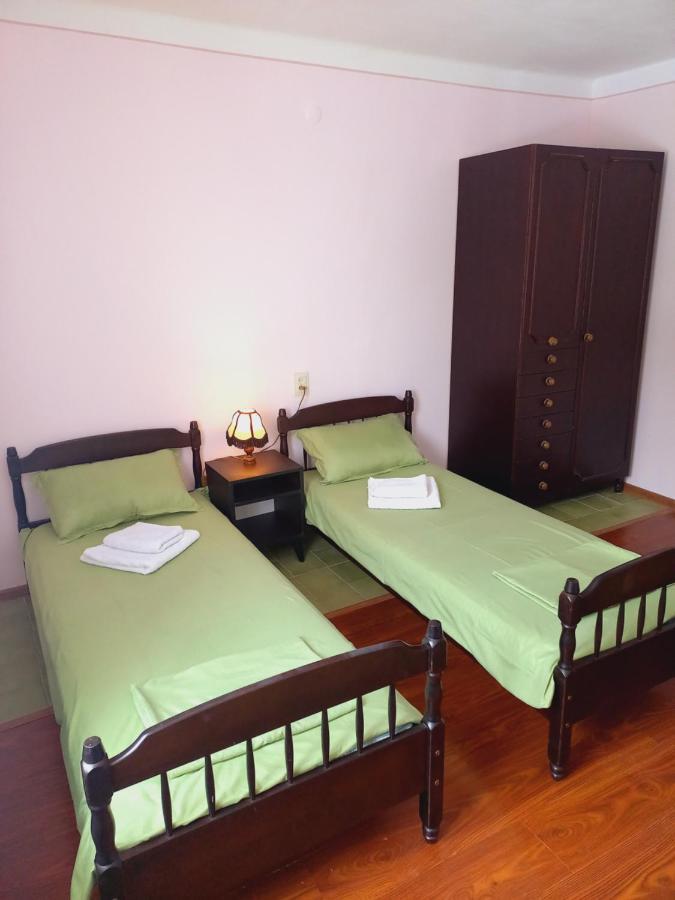 Guest House Top Floor Telavi Exterior photo