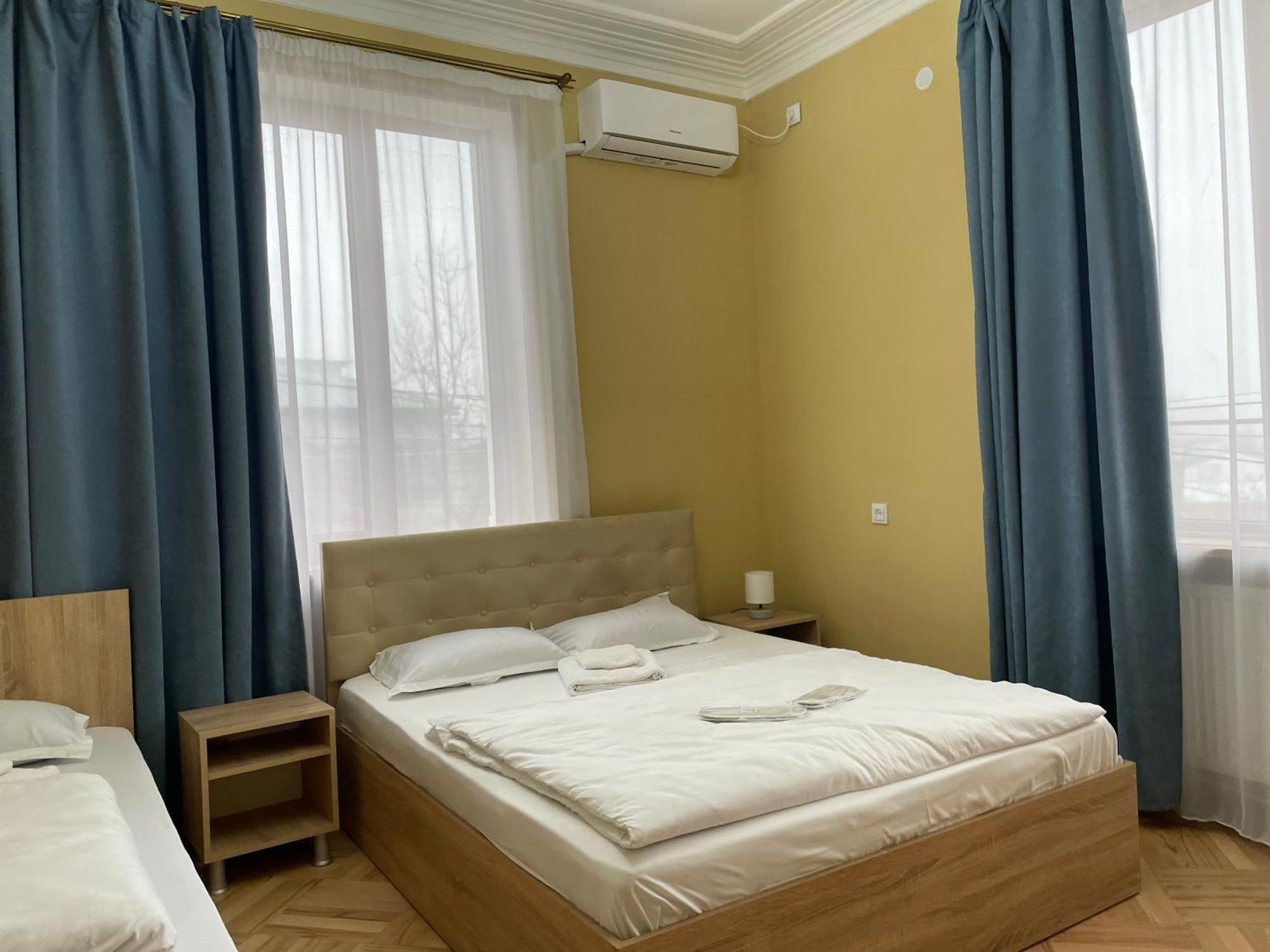Guest House Top Floor Telavi Exterior photo