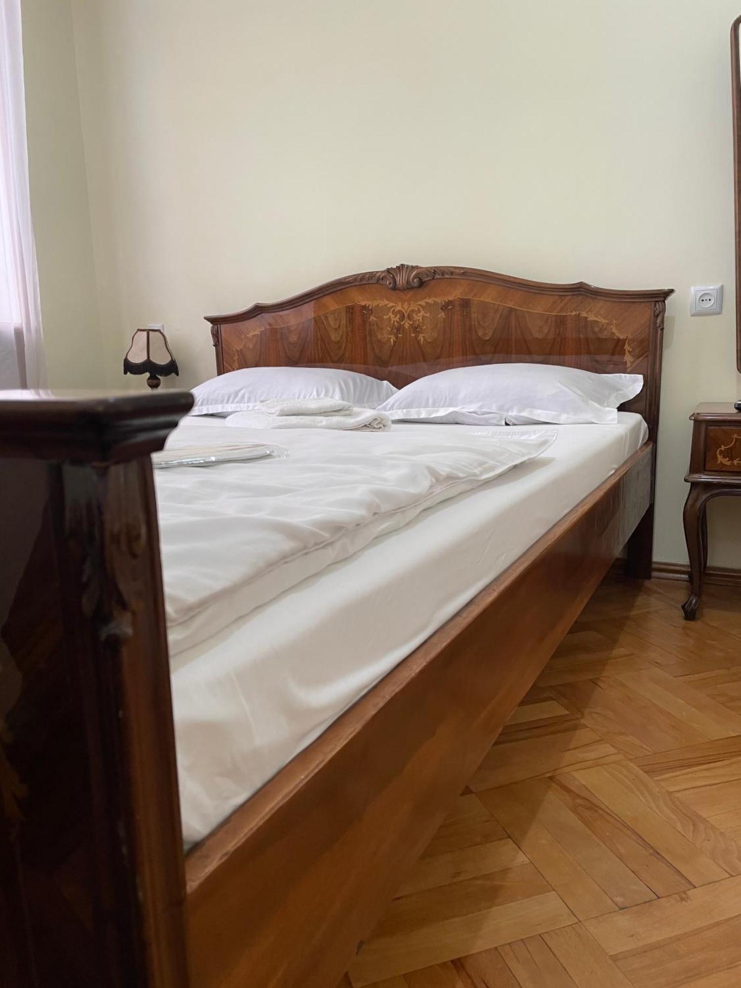 Guest House Top Floor Telavi Exterior photo