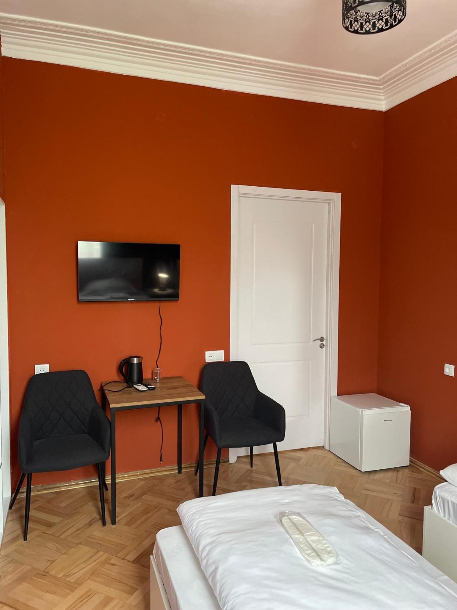 Guest House Top Floor Telavi Exterior photo