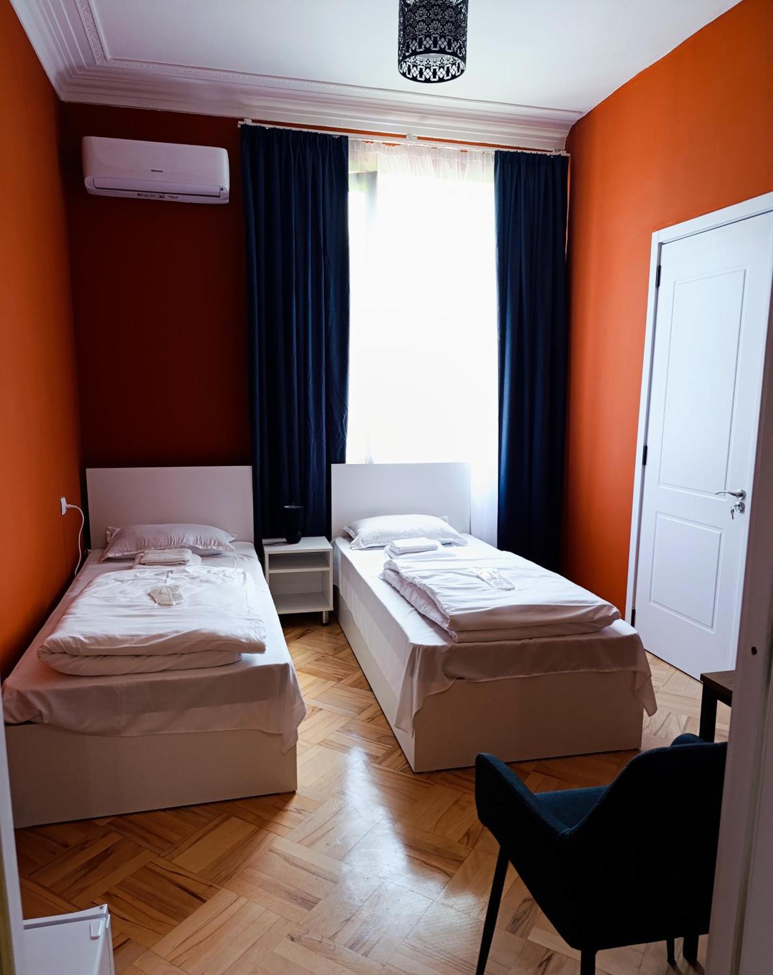 Guest House Top Floor Telavi Exterior photo
